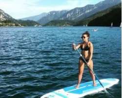 The actress is an excellent swimmer and also loves water sports like surfing.